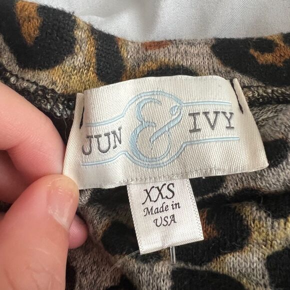 Francesca’s Collection Leopard Print Runched Dress Size XXS - Picture 9 of 11